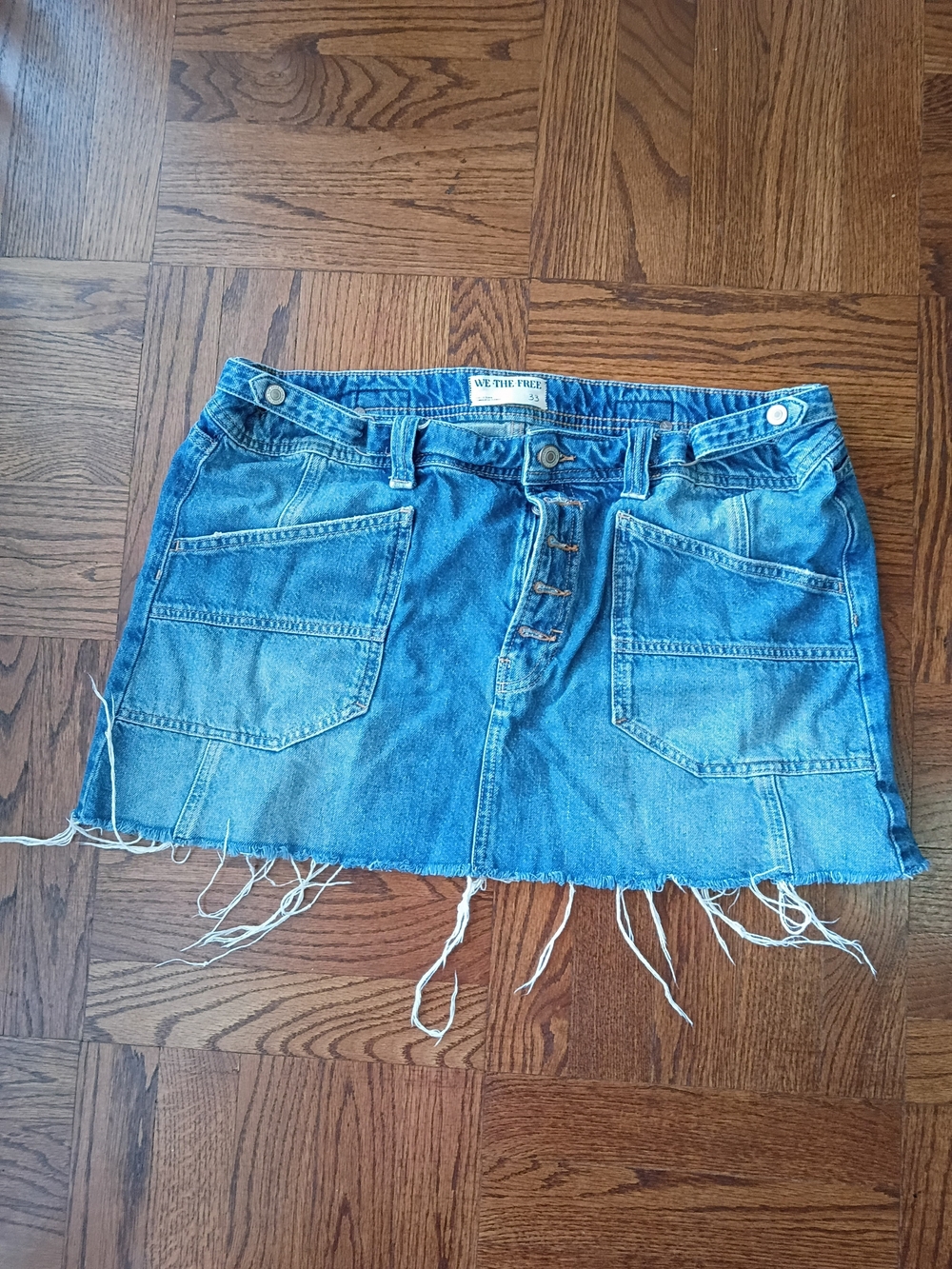 We The Free Distressed Denim Mini Skirt Button Fly Frayed Hem Size 33 Free Peop